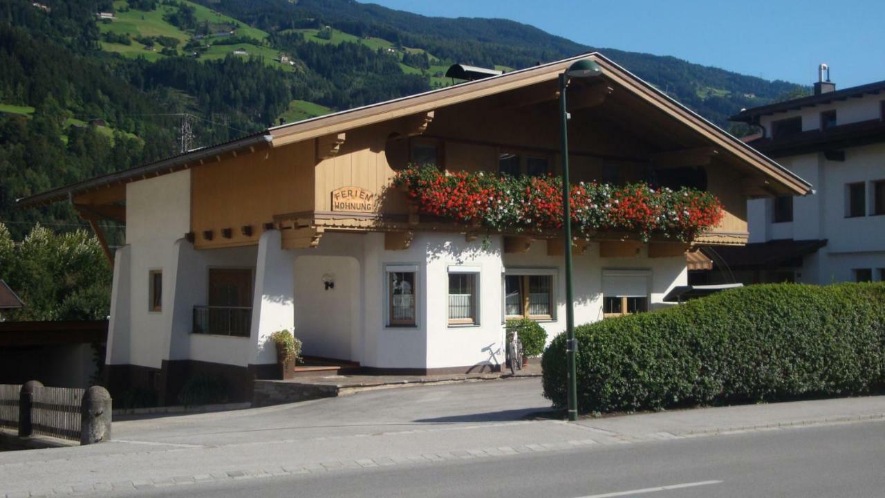 Haus Waldner Apartment Aschau Im Zillertal Exterior photo
